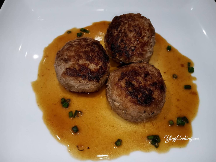 Homemade Beef Meatballs | European Style Comfort Food